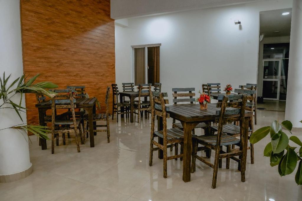 Restaurace v ubytování Lucky Transit Hotel - Katunayake Airport