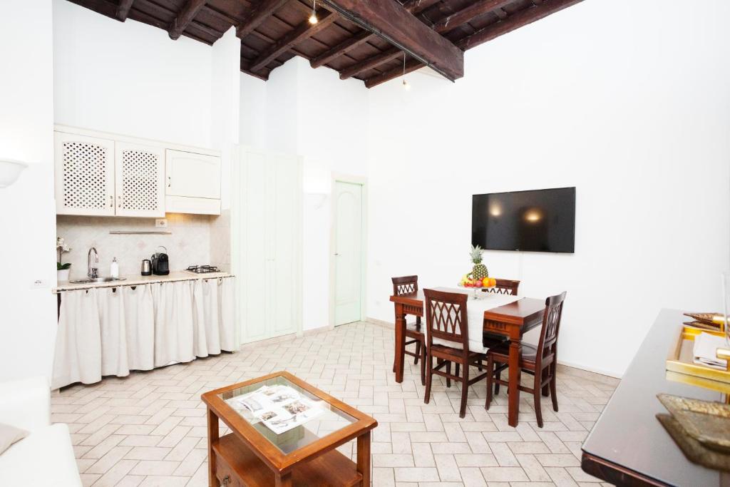 Tritone 91 Apartments - 