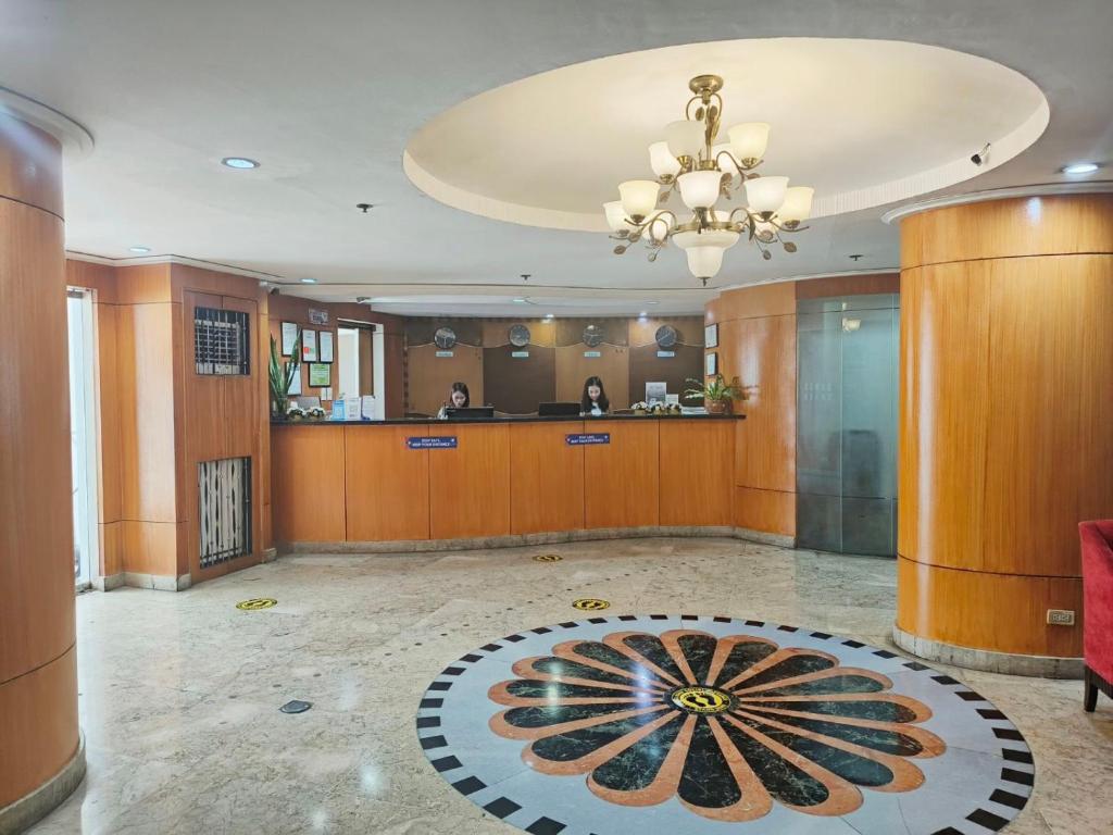Vstupní hala nebo recepce v ubytování Pearl Manila Hotel