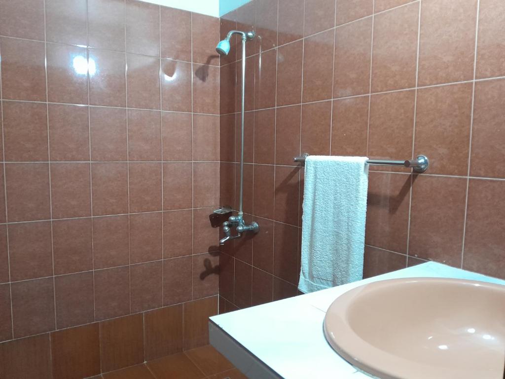 Hotel Tulip INN Faisal Town - Habitación Triple Clásica