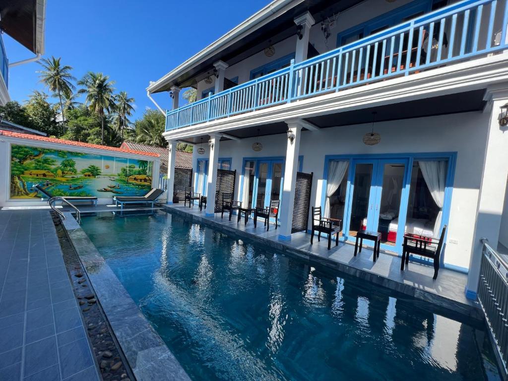 Sadakham Royal View Hotel 1 - Zweibettzimmer Mit Poolblick