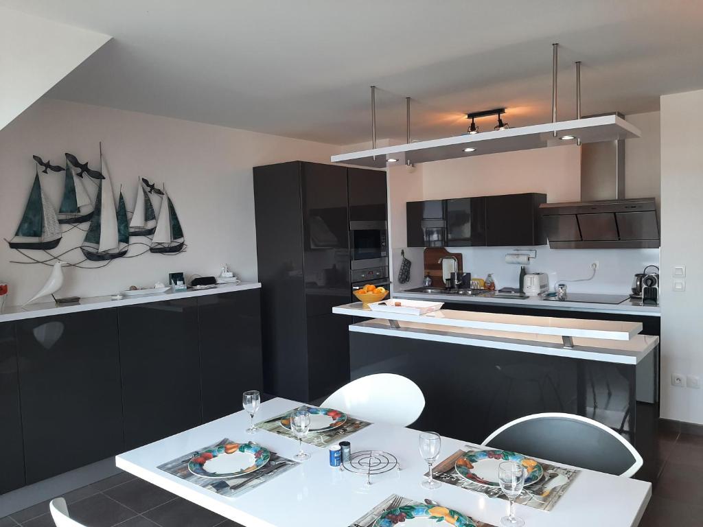 Photo de la galerie de l'établissement Bel appartement au Croisic, au Croisic