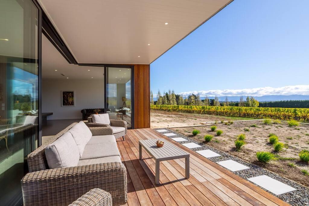 89 In The Vines - Resim 6