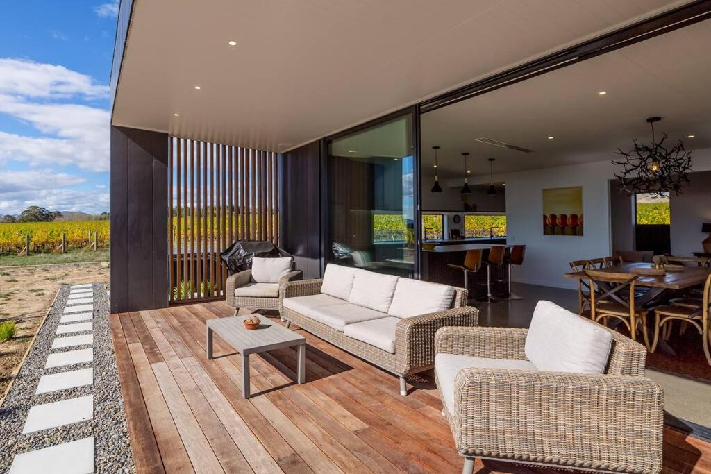 89 In The Vines - Resim 16