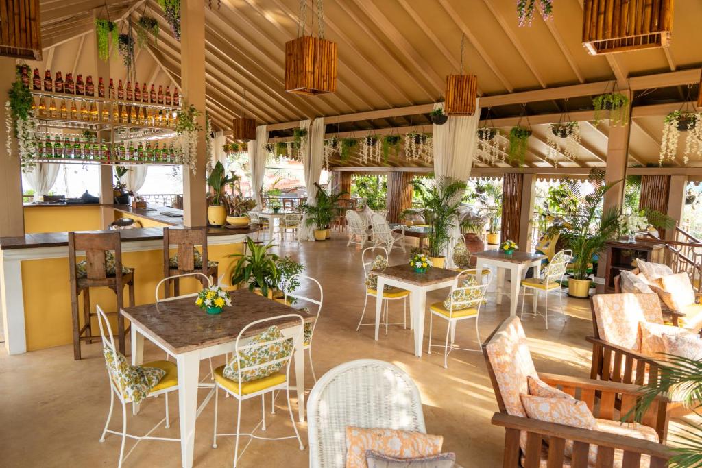Restaurace v ubytování Fiesta Beach Resort