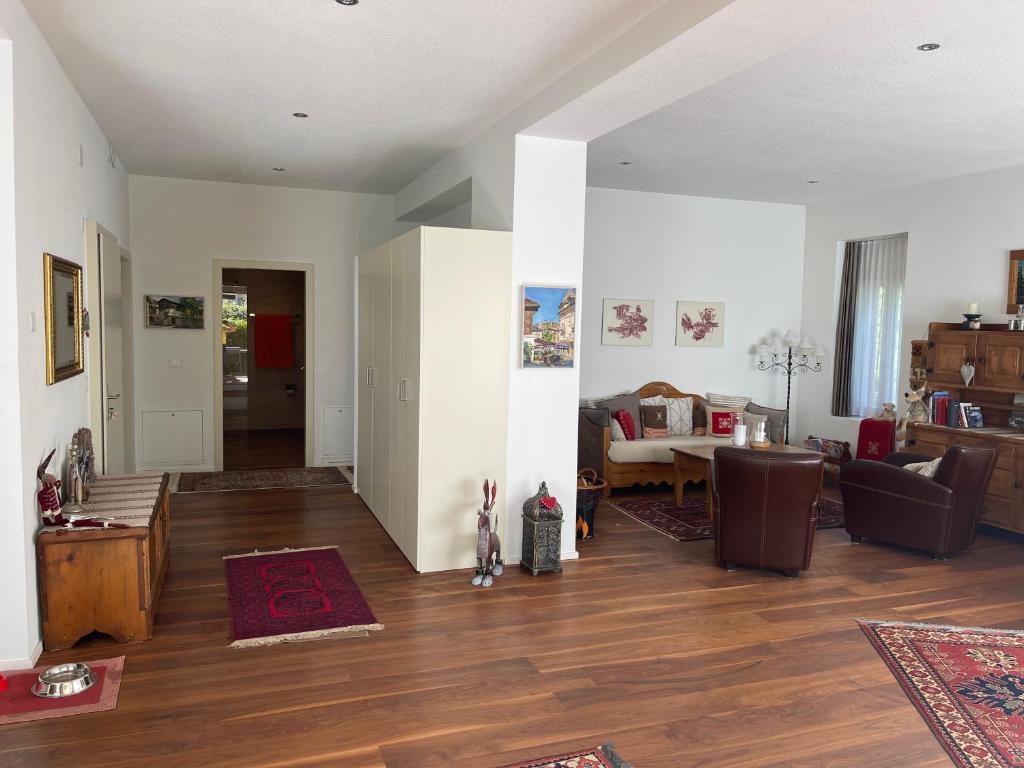 Posezení v ubytování Alpine City Suite