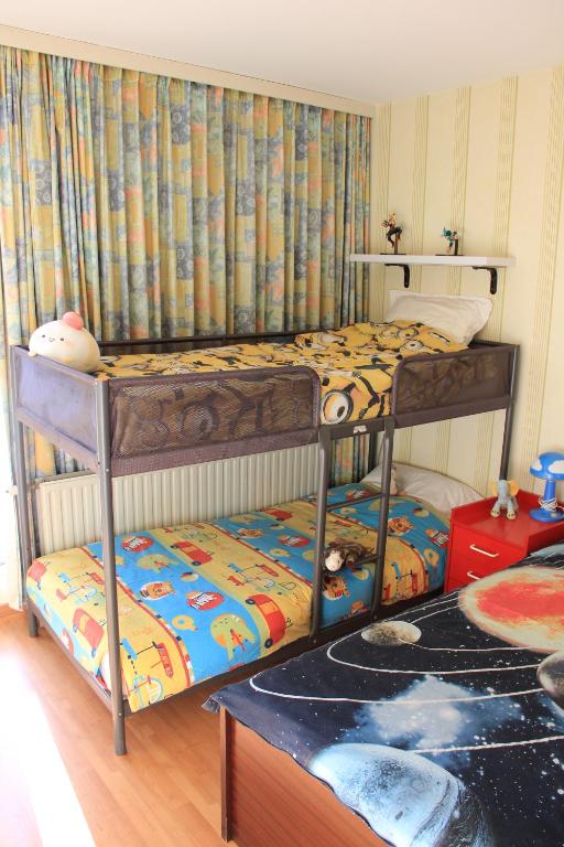 Postel nebo postele na pokoji v ubytování Maison Spacieuse near Brussels