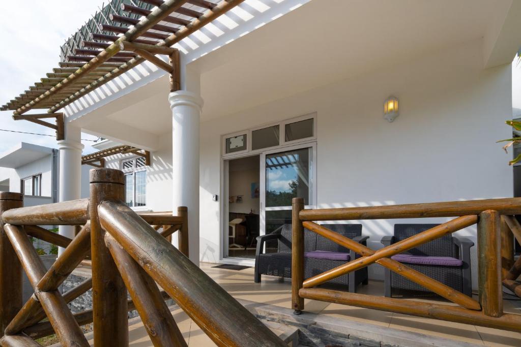 Balkón nebo terasa v ubytování Twakila Sunset Suites