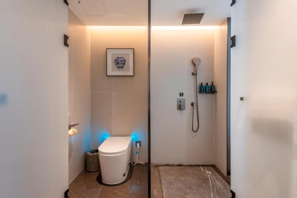 Koupelna v ubytování Mehood Lestie Hotel Pazhou Convention and Exhibition Center Branch - Free Shuttle Bus to Canton Fair Complex During Canton Fair Period
