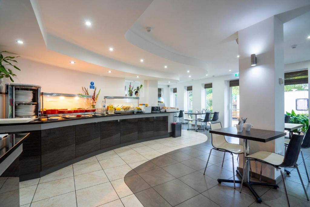 Remont Oxford Hotel - Resim 4