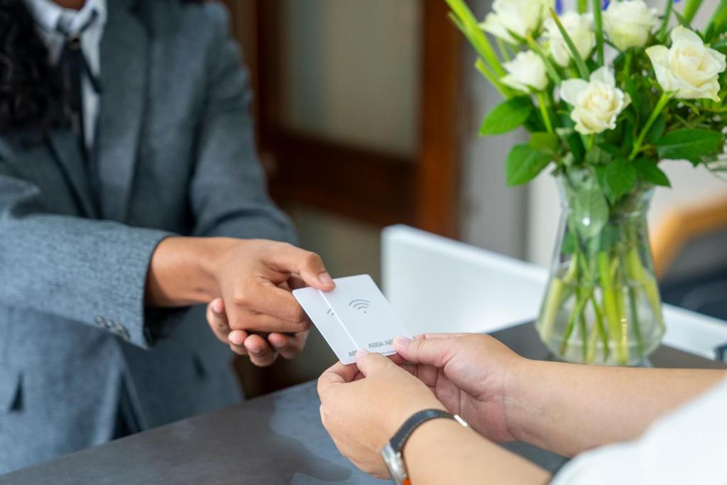 Remont Oxford Hotel - Resim 7