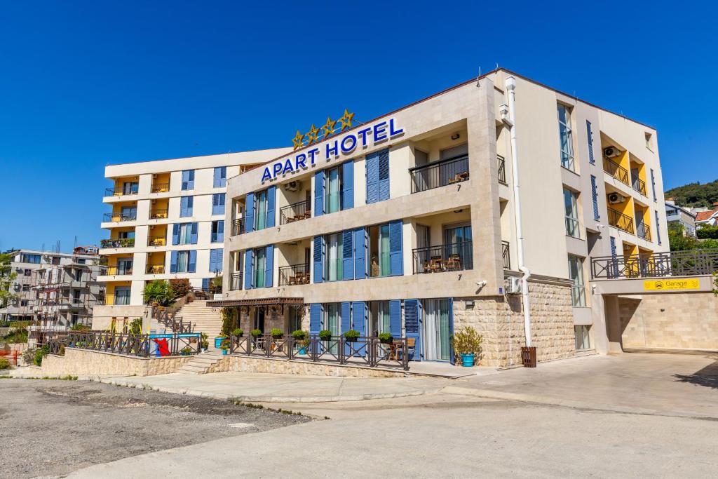 Budova, kde se apartmán nachází