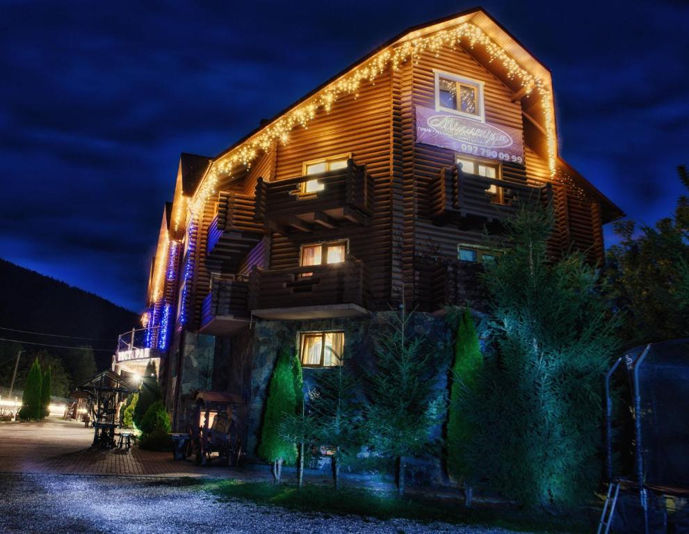 Budova, kde se hotel nachází
