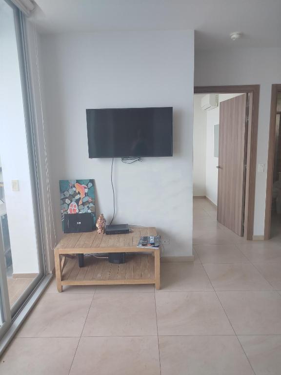 TV a/nebo společenská místnost v ubytování Gorgona playa