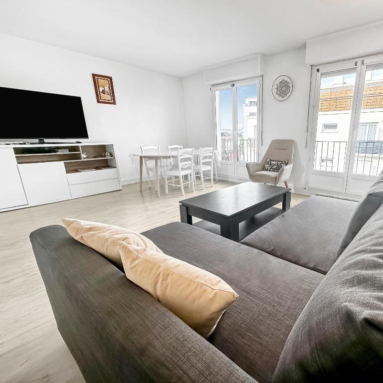 Photo de la galerie de l'établissement Appartement Spacieux à La Garenne-Colombes, à La Garenne-Colombes
