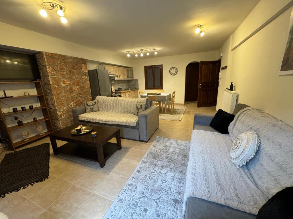 Ένα ή περισσότερα κρεβάτια σε δωμάτιο στο Ζέφη