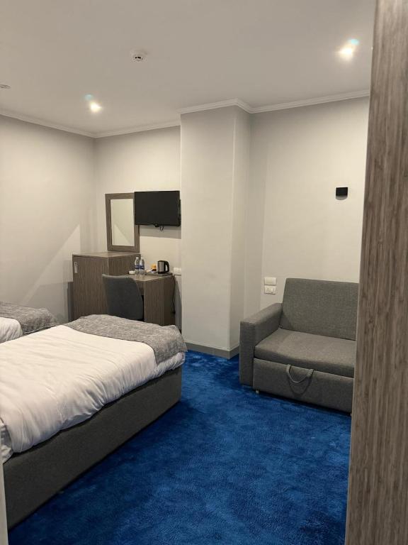 TV a/nebo společenská místnost v ubytování nuba nile hotel