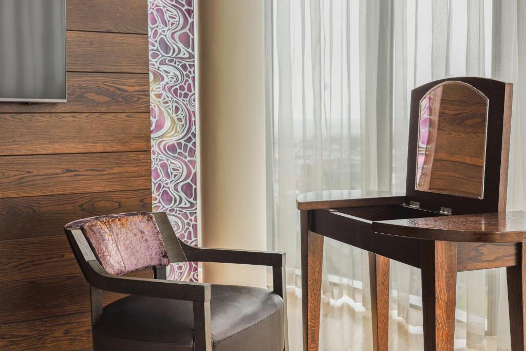 Posezení v ubytování Sheraton Athlone Hotel