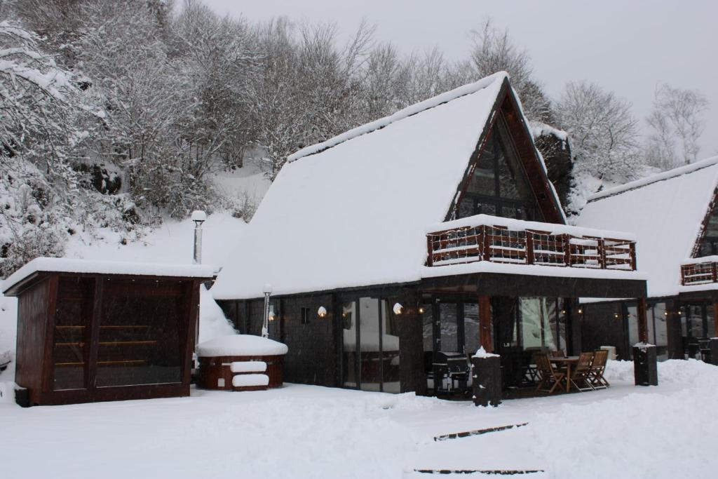 Valea Mosului - Chic A Frame trong mùa đông