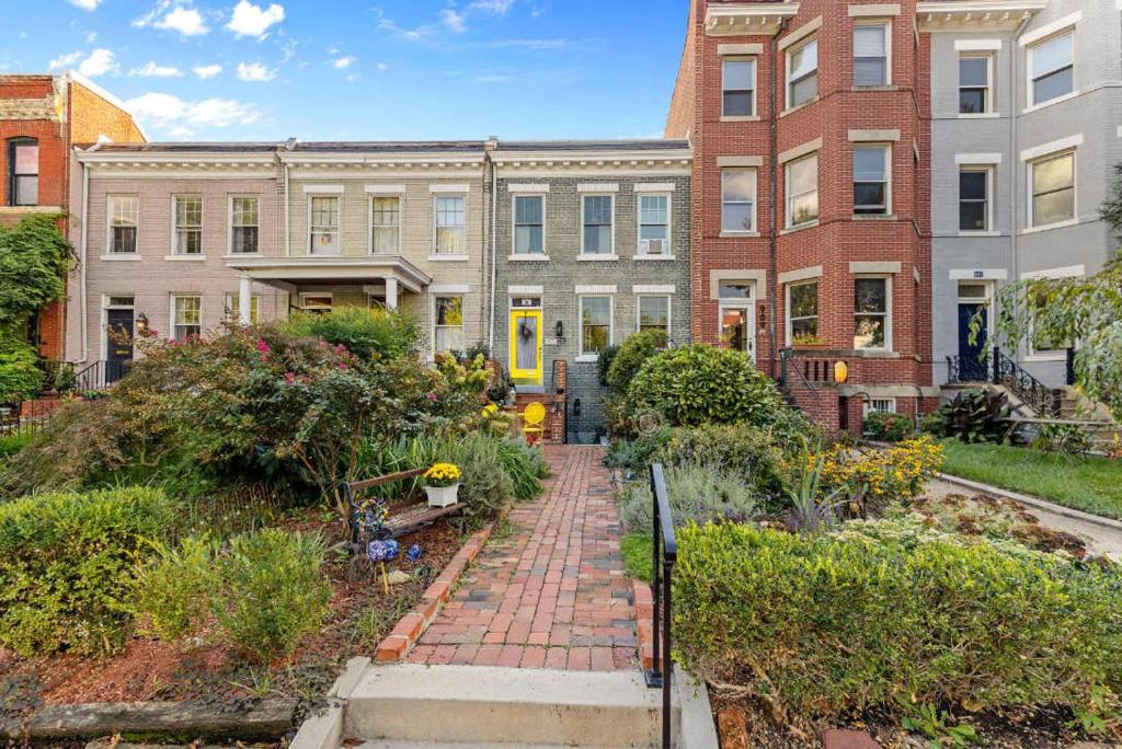 Gallery image of Stylish City Studio in the Heart of Capitol Hill in Washington, D.C.