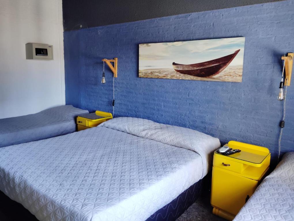 PASTORA Suites & Hostel - Punta del este - Komfort-Vierbettzimmer