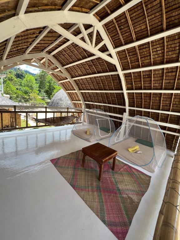 Posezení v ubytování Tagak Nest Eco Camping and Cottages