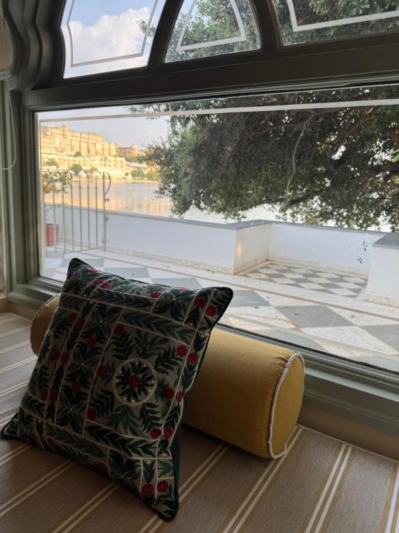 Amet Haveli - A Heritage Hotel Udaipur - Suite Con Balcone