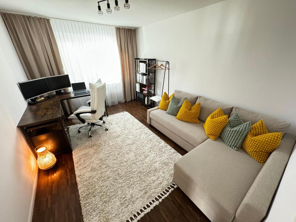 Posezení v ubytování Double Room in Shared Apartment, Zurich Airport