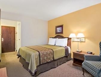 Days Inn & Suites by Wyndham Siler City - Camera Queen - Accesso Disabili - Non Fumatori