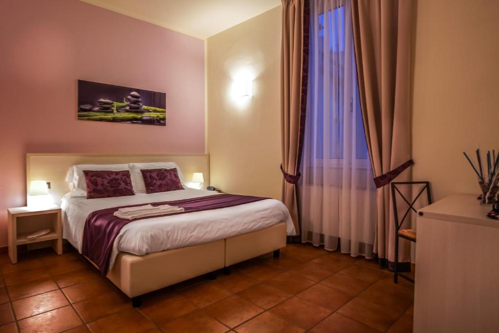 Hotel Bella Firenze - Resim 11