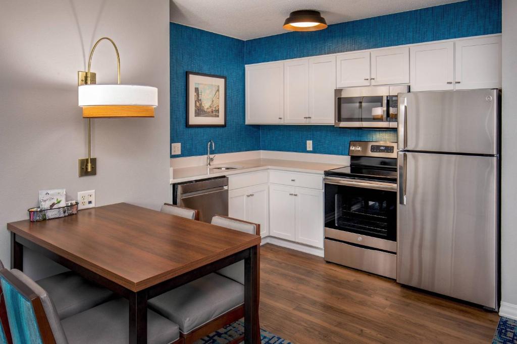 Residence Inn by Marriott Boston Woburn - Suite Queen 2 Chambres Avec Canapé-Lit