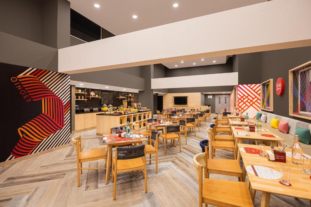 Restaurace v ubytování Ginger Ahmedabad Vastrapur