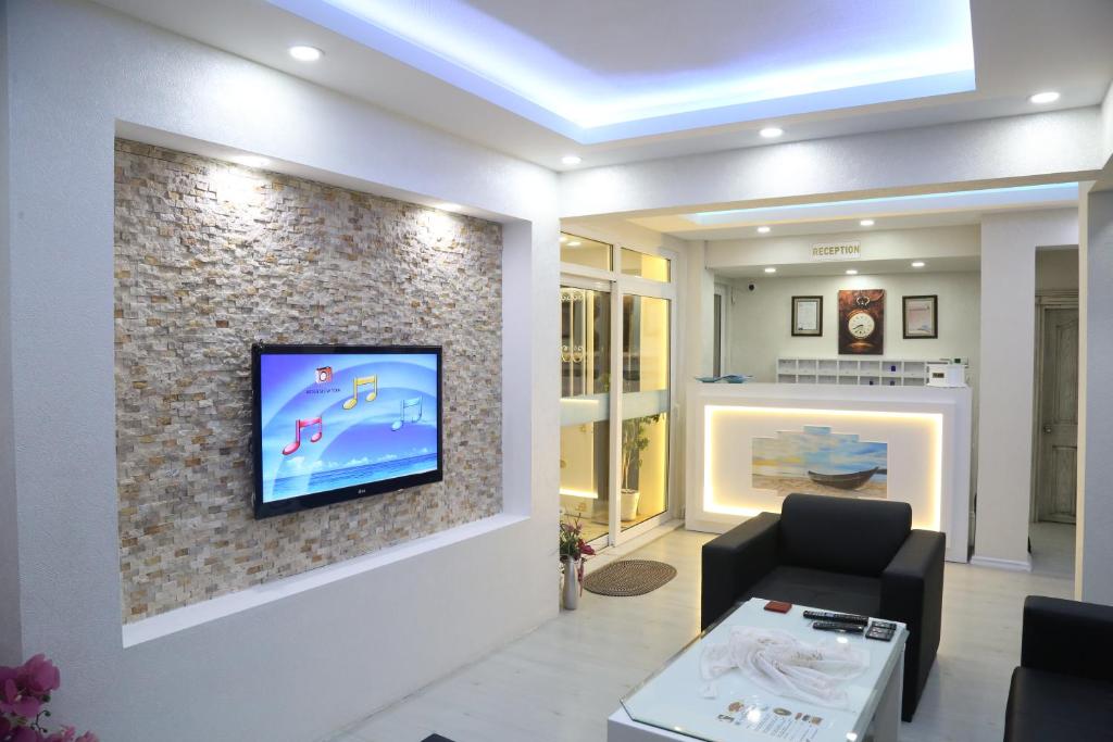 فضای داخلی Konyaaltı HOTEL در آنتالیا - تصویر ۳