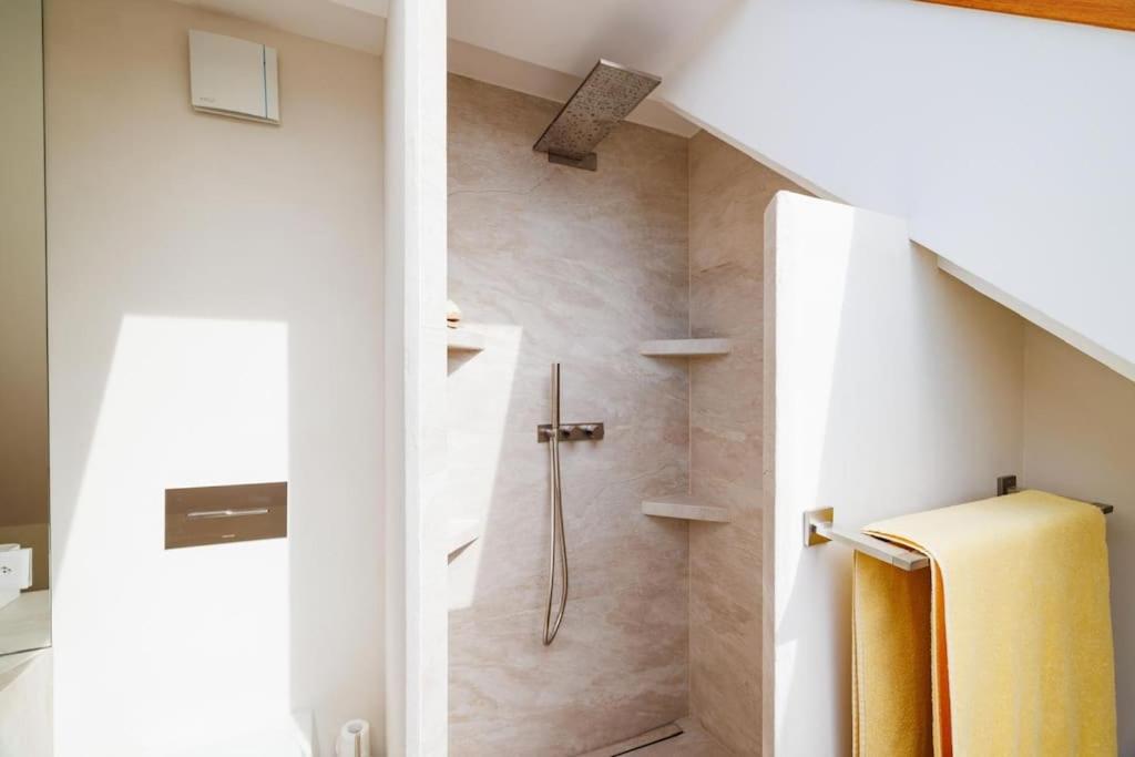 Chambre cosy à 2 minutes du lac - Resim 14