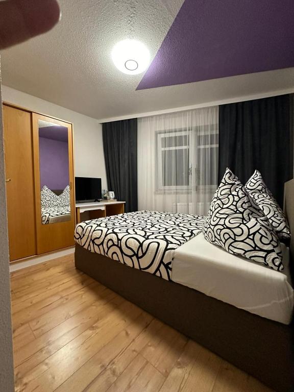 FAliyyas Village - Double Room With Private Bathroom