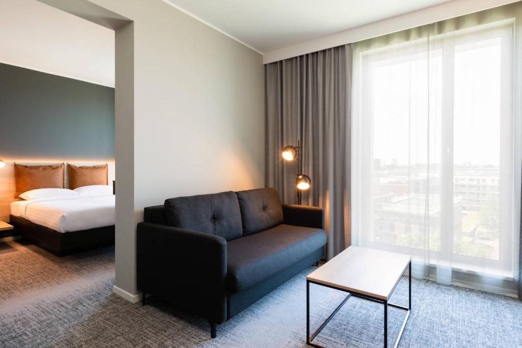 Moxy Utrecht - Resim 23