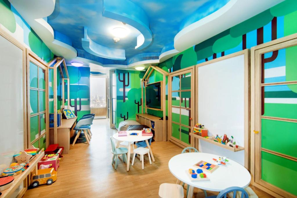 Bangkok Marriott Hotel The Surawongse - 3