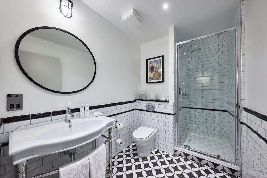 Titanic Hotel Belfast - Resim 3