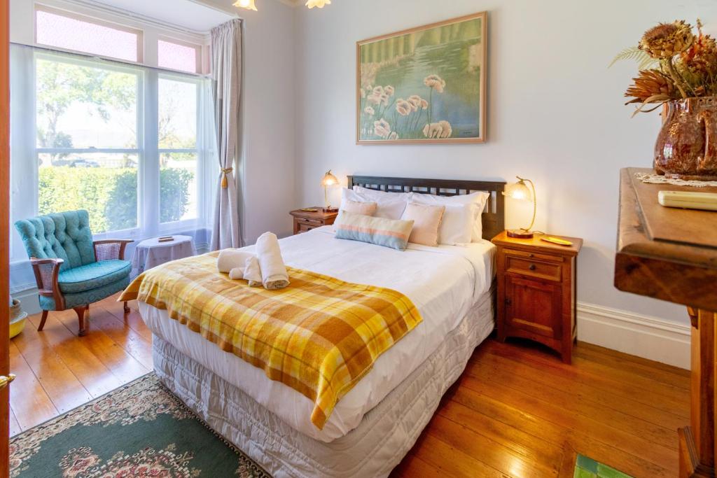 Charming 3-Bedroom Retreat