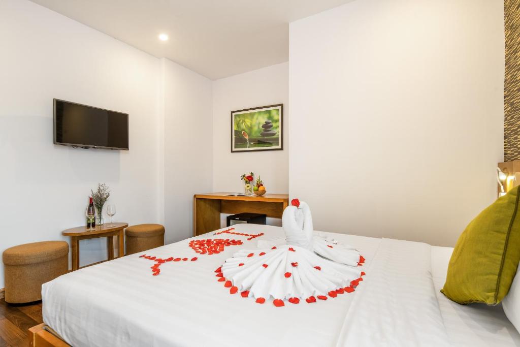 Richico Apartments And Hotel - Standard Double Room