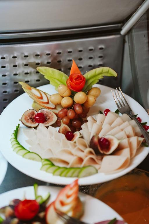 Jídlo v hotelu nebo okolí