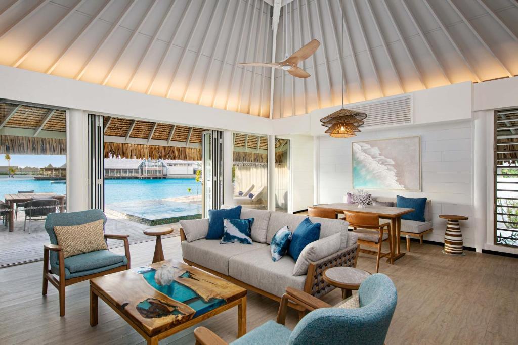 Posezení v ubytování Westin Bora Bora Resort & Spa