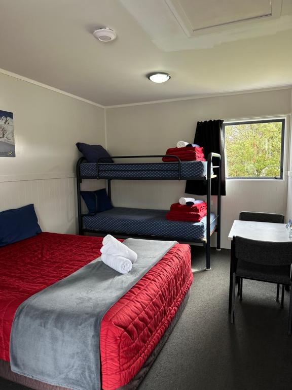 Postel nebo postele na pokoji v ubytování Franz Josef TOP 10 Holiday Park