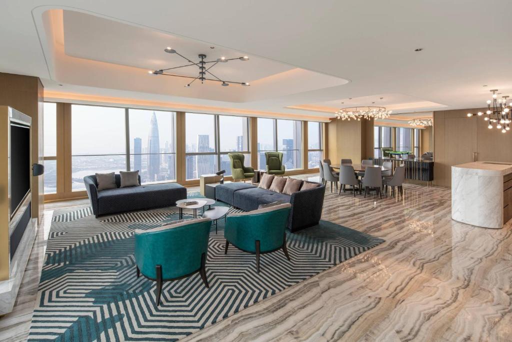 Posezení v ubytování Renaissance Shenzhen Bay Hotel