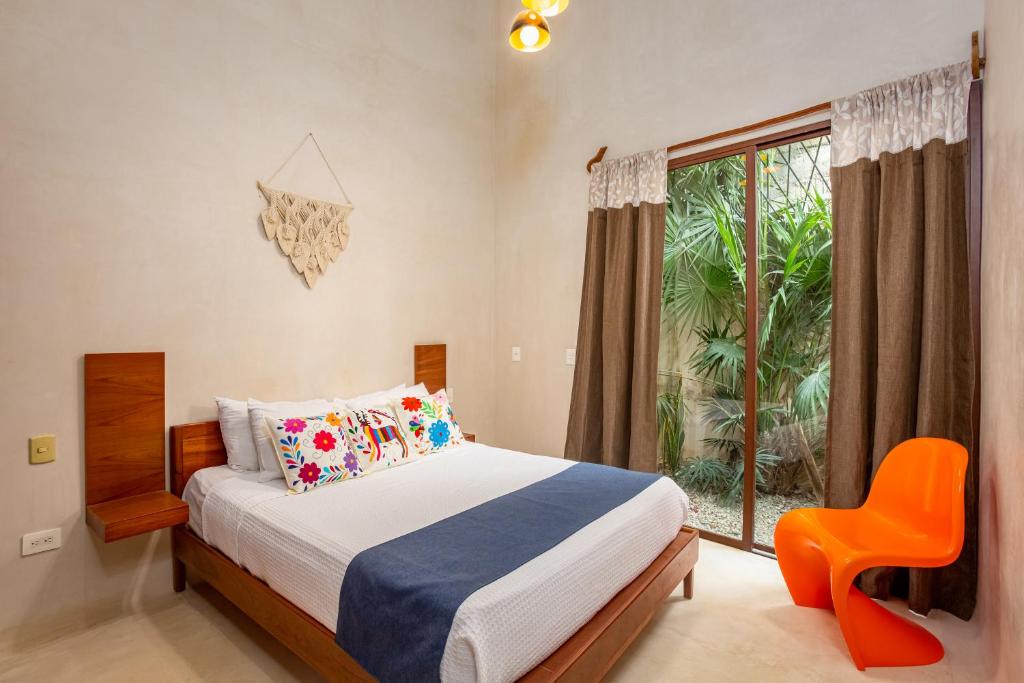 Ένα ή περισσότερα κρεβάτια σε δωμάτιο στο BEAUTIFUL LOFT with 2 ROOMS