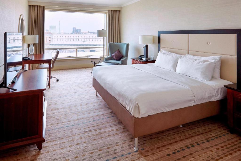 Postel nebo postele na pokoji v ubytování Copenhagen Marriott Hotel