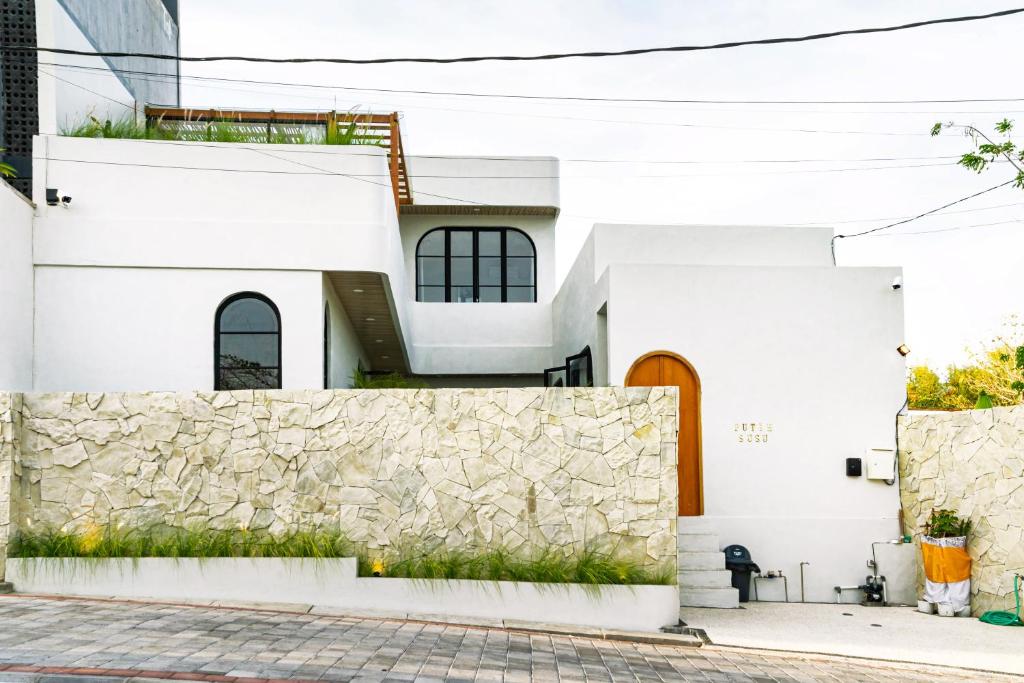 Budova, kde se vila nachází