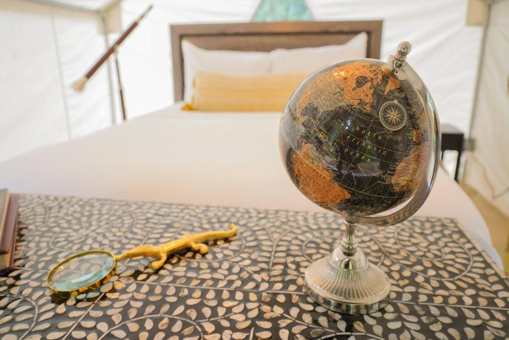 Postel nebo postele na pokoji v ubytování El Yunque Glamping Experience