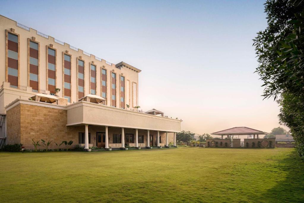 Zahrada ubytování Jasraj Palace Yavatmal Hotel, a member of Radisson Individuals