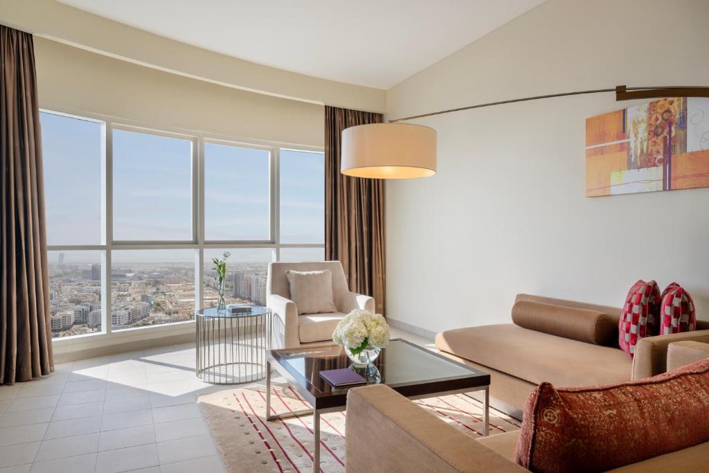 Grand Millennium Al Wahda Executive Apartments - Resim 24